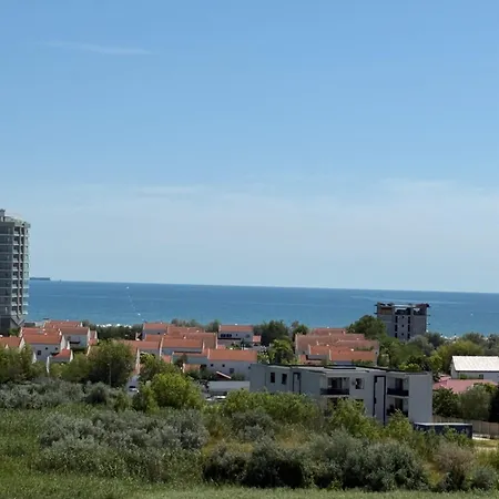 Emanuel Luxury アパート *