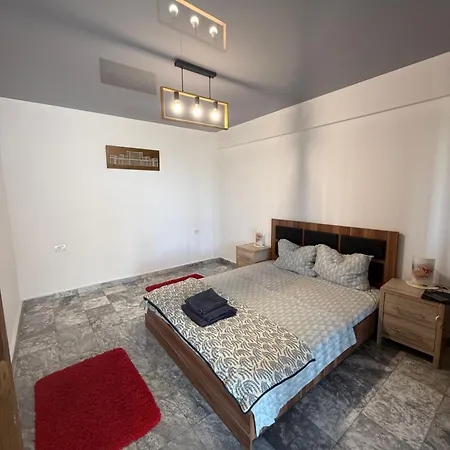 Emanuel Luxury Năvodari